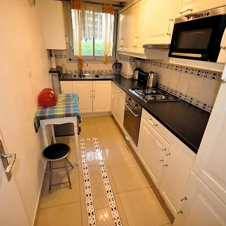 Spacious, Bright With Private Parking Apartment